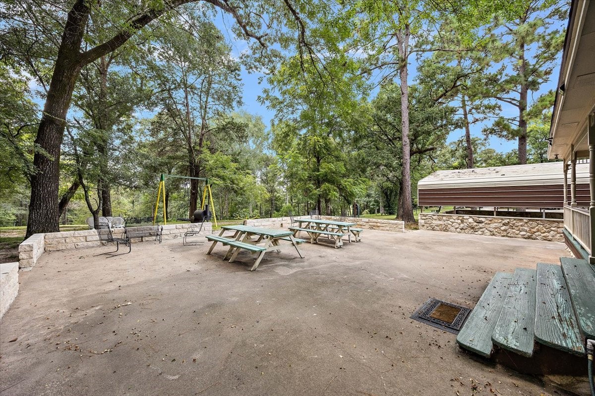 450 Four Notch Road Huntsville, TX 77340 - Photo 5 of 49 a view of a park with benches and trees