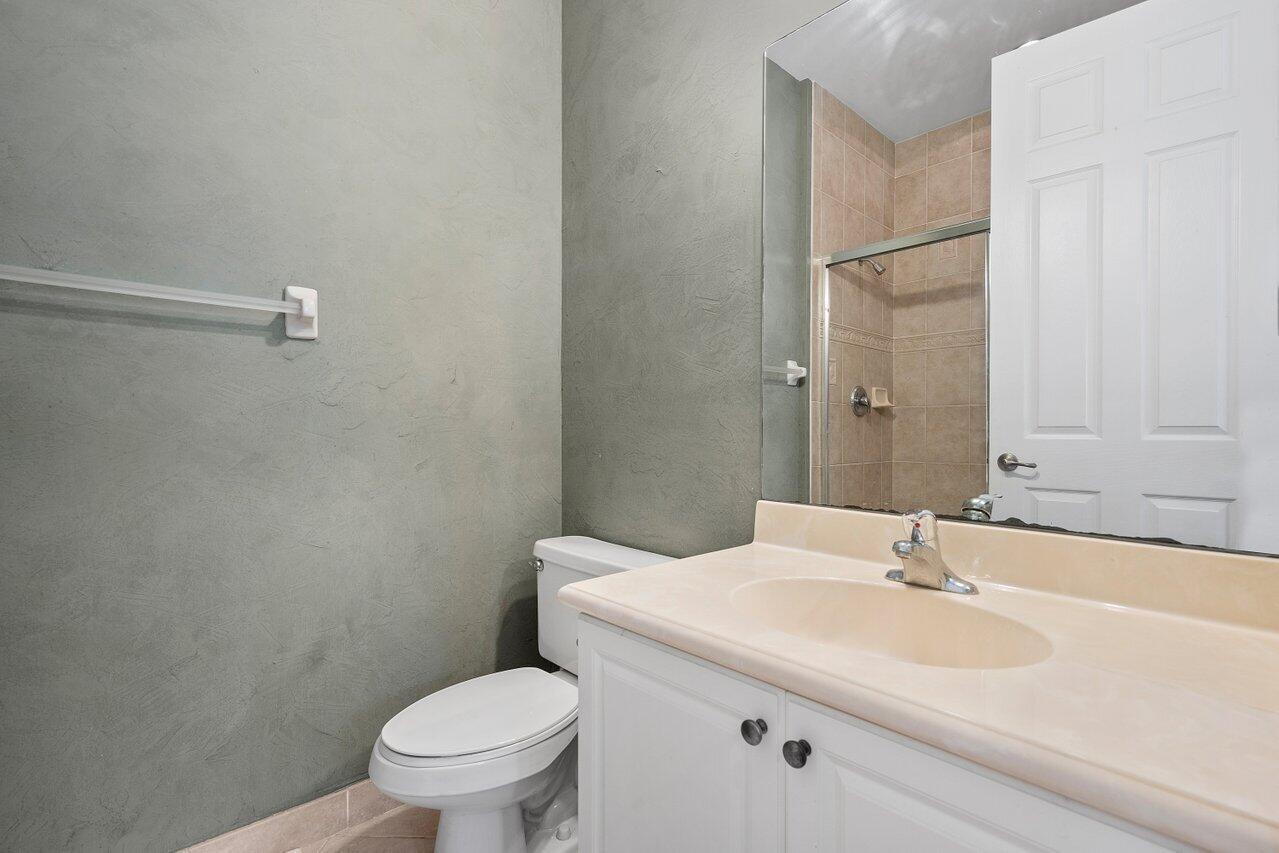 4245 East Main Street Jupiter, FL 33458 - Photo 19 of 44 Primary Bath