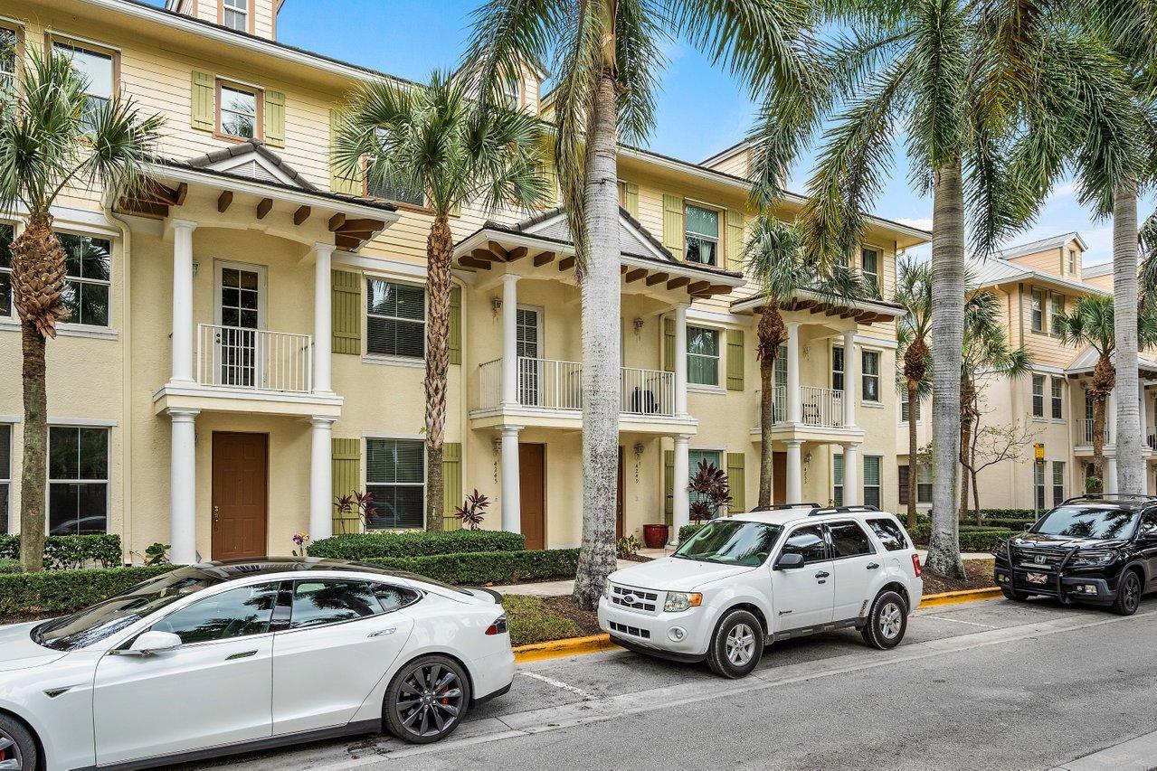 4245 East Main Street Jupiter, FL 33458 - Photo 3 of 44 4245EastMainStreet-Jupiter-FL-33458-SMAL
