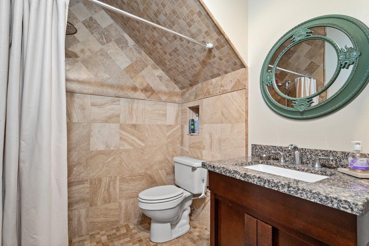 4245 East Main Street Jupiter, FL 33458 - Photo 6 of 44 First floor FULL bath