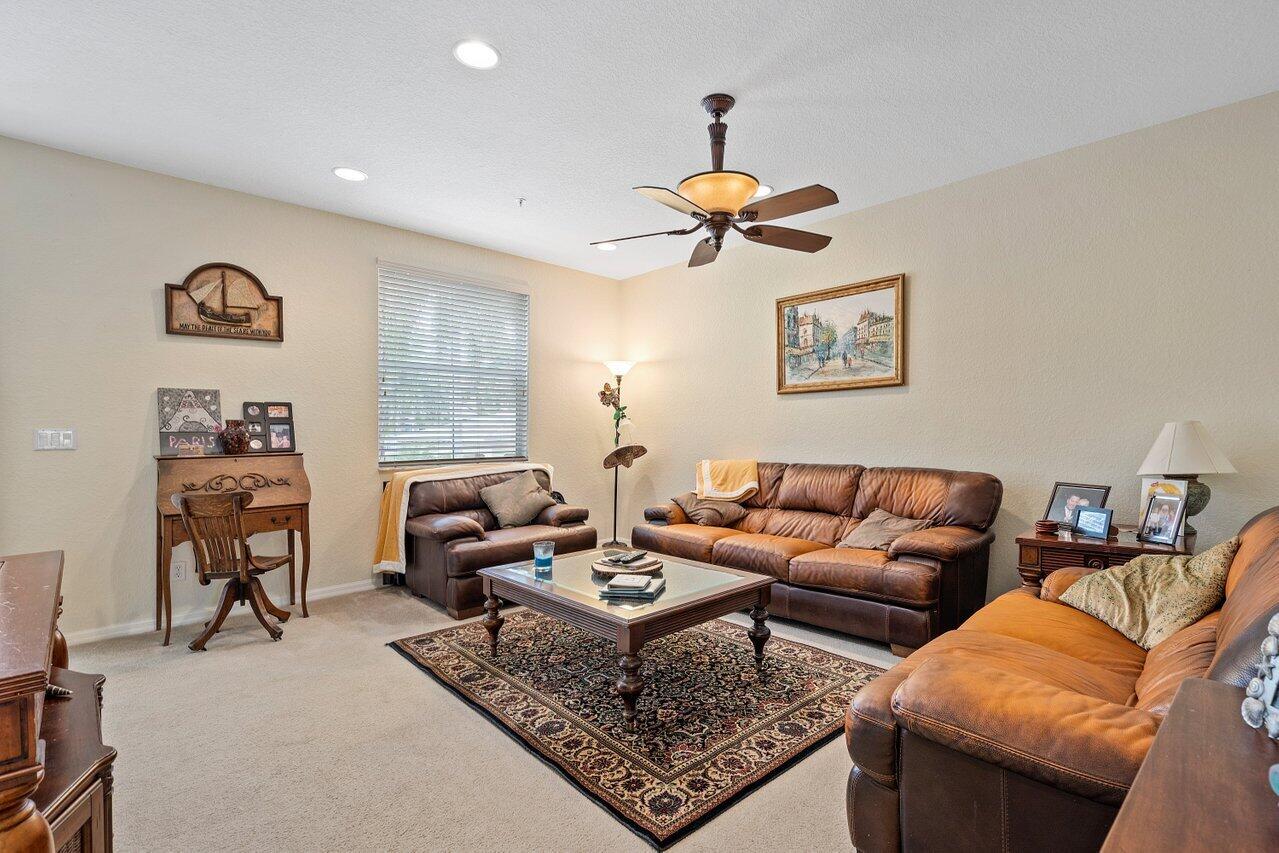 4245 East Main Street Jupiter, FL 33458 - Photo 9 of 44 Main Living