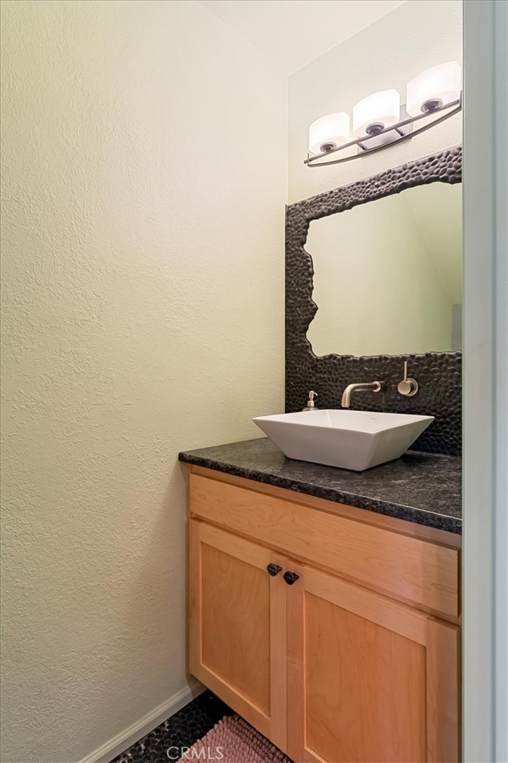 1422 Kingston Road Mount Shasta, CA 96067 - Photo 14 of 31