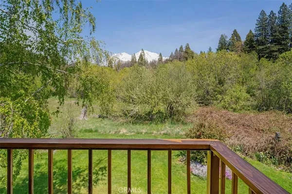 $340,000 | 1422 Kingston Road, Mount Shasta, CA 96067
