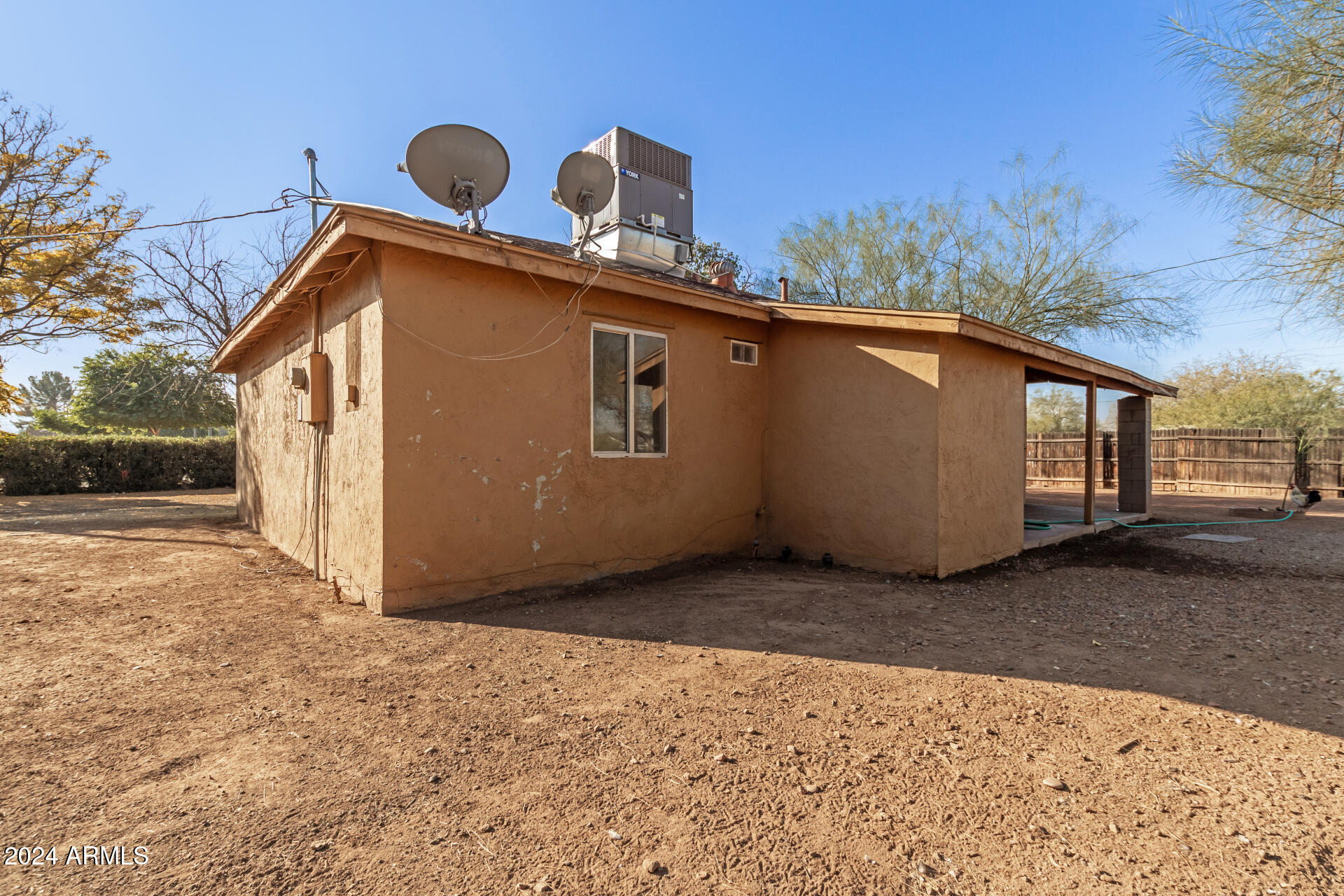 1340 West Romley Road Phoenix, AZ 85041 - Photo 26 of 37 26 Romley