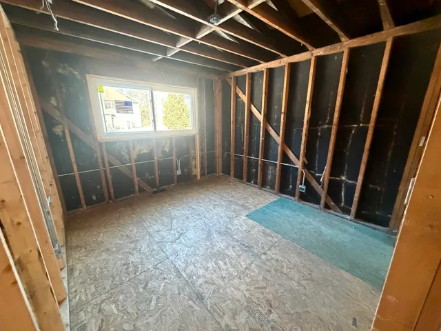 $199,900 | 30-w571 30-w571 W Shady Lane, West Chicago, IL 60185