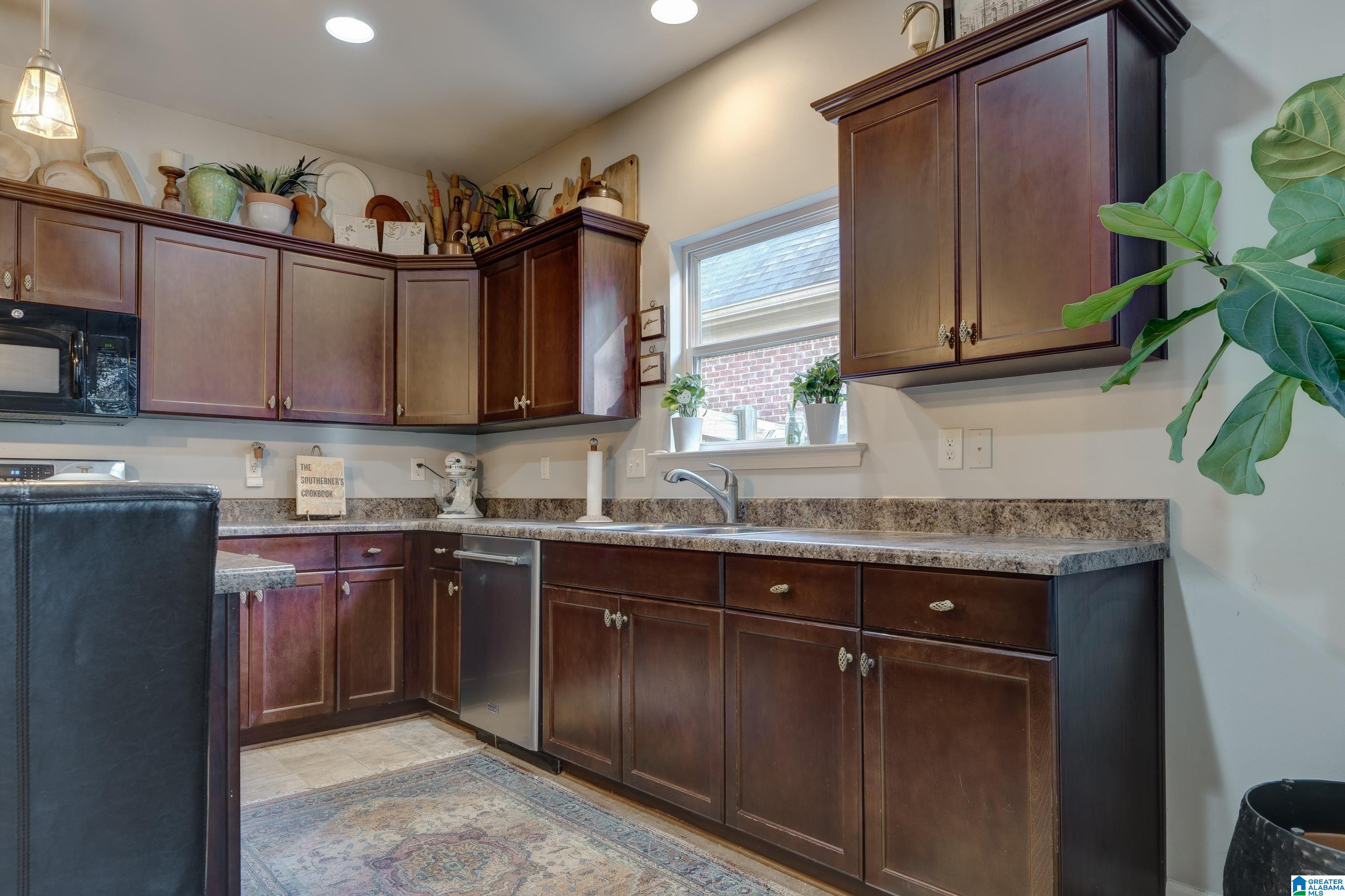 221 Appleford Road Helena, AL 35080 - Photo 13 of 37