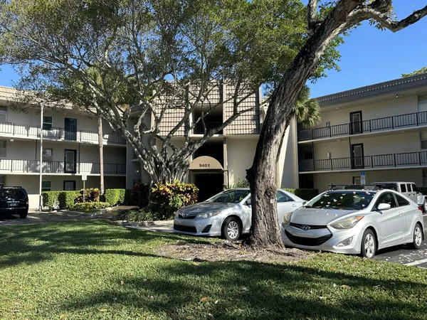 $159,000 | 9401 Lime Bay Boulevard, Unit 115, Tamarac, FL 33321