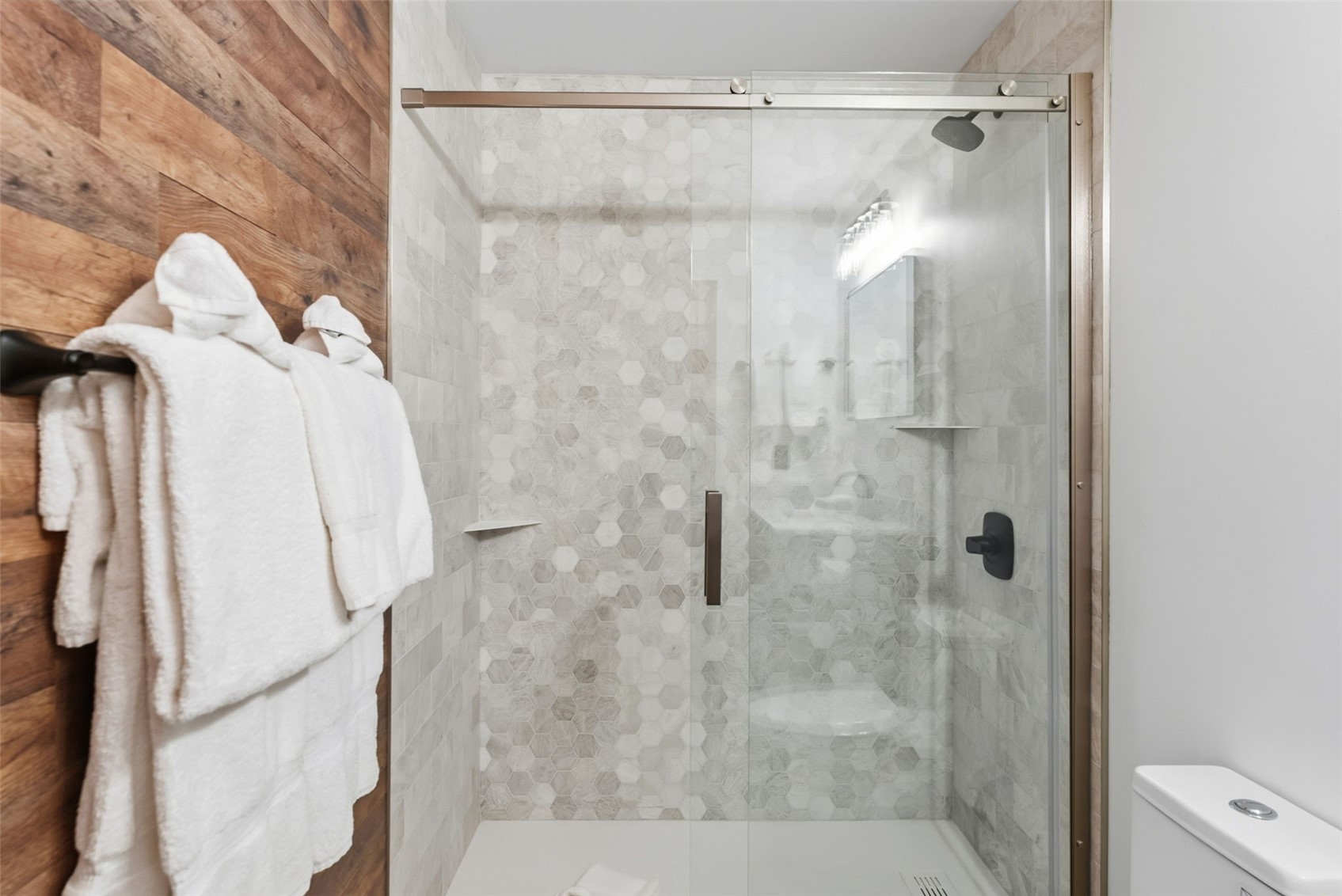 195 River Run Road, Unit 8015 Keystone, CO 80435 - Photo 21 of 35 a bathroom with a shower and a mirror