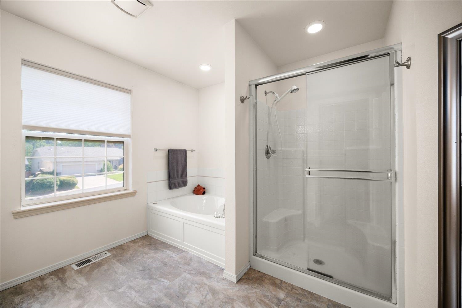 4208 South Tenfel Lane Spokane, WA 99223 - Photo 15 of 33