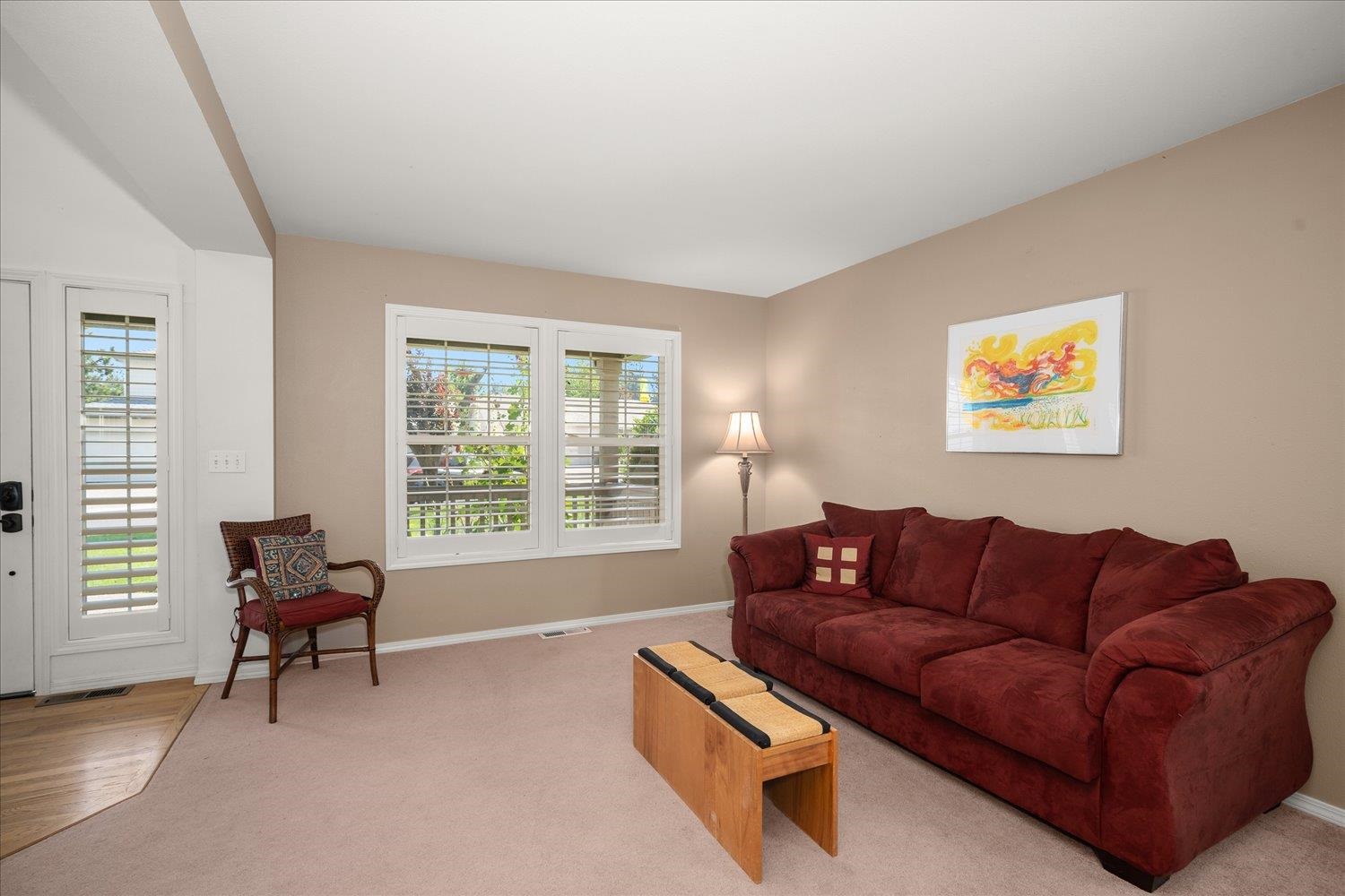 4208 South Tenfel Lane Spokane, WA 99223 - Photo 3 of 33