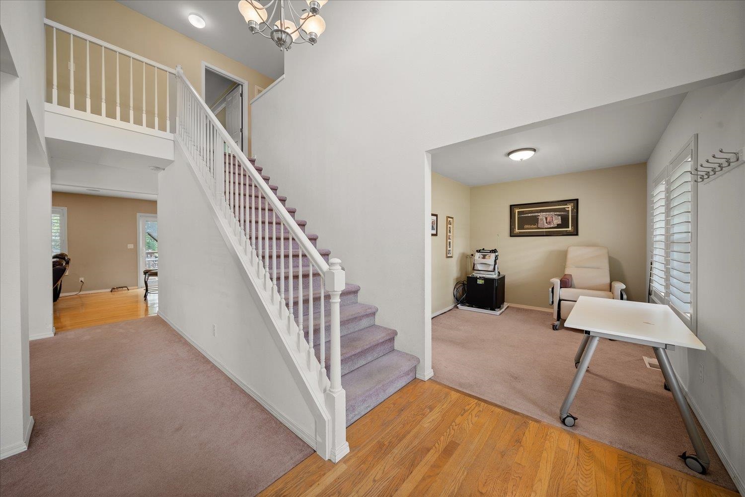 4208 South Tenfel Lane Spokane, WA 99223 - Photo 5 of 33