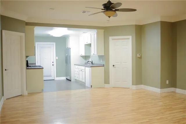 $1,800 | Undisclosed Address, Des Allemands, LA 70030