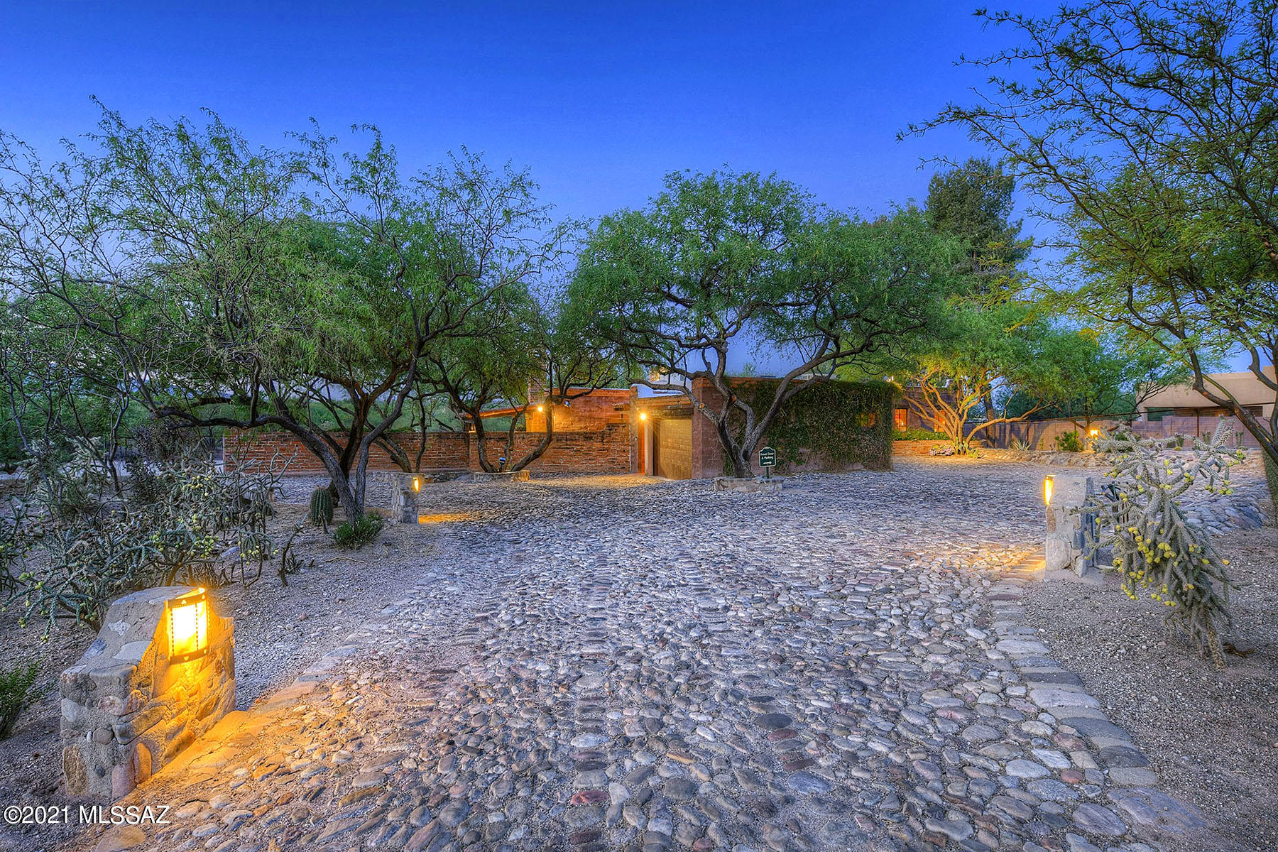 11330 East Tanque Verde Road Tucson, AZ 85749 - Photo 39 of 41 Gallery Image 39