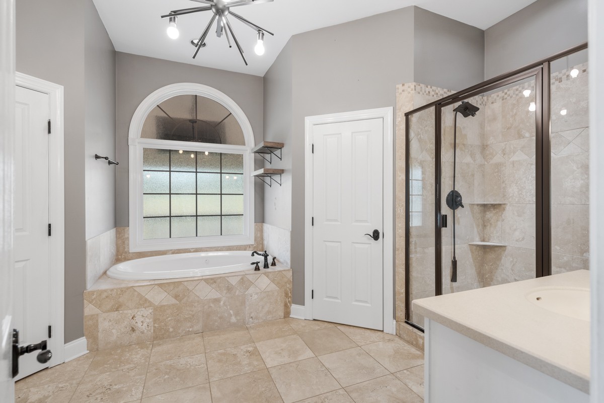 619 Ridgecrest Lane Lebanon, TN 37087 - Photo 21 of 48 PRIMARY BATHROOM