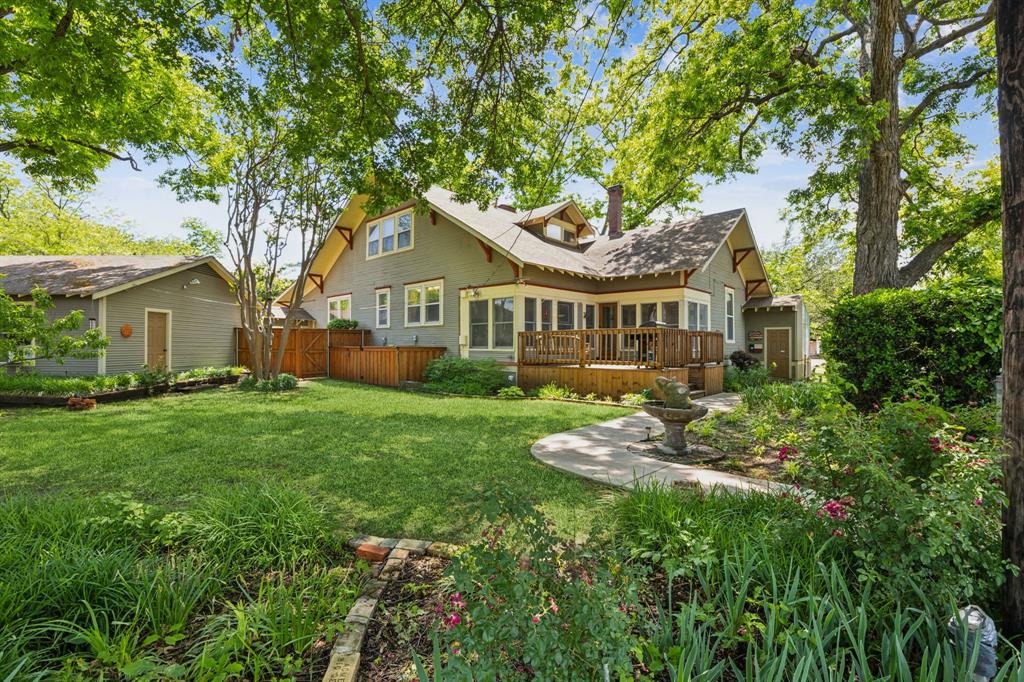 411 South 11th Street Garland, TX 75040 - Photo 36 of 39 Immaculate grounds