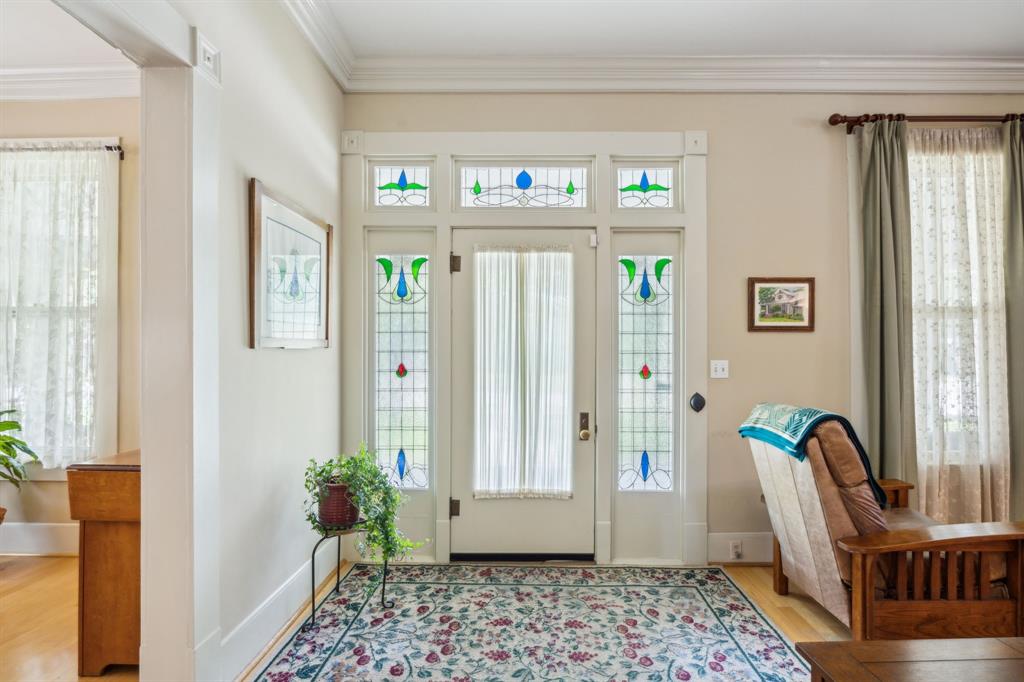 411 South 11th Street Garland, TX 75040 - Photo 5 of 39 Thoughtfully Restored