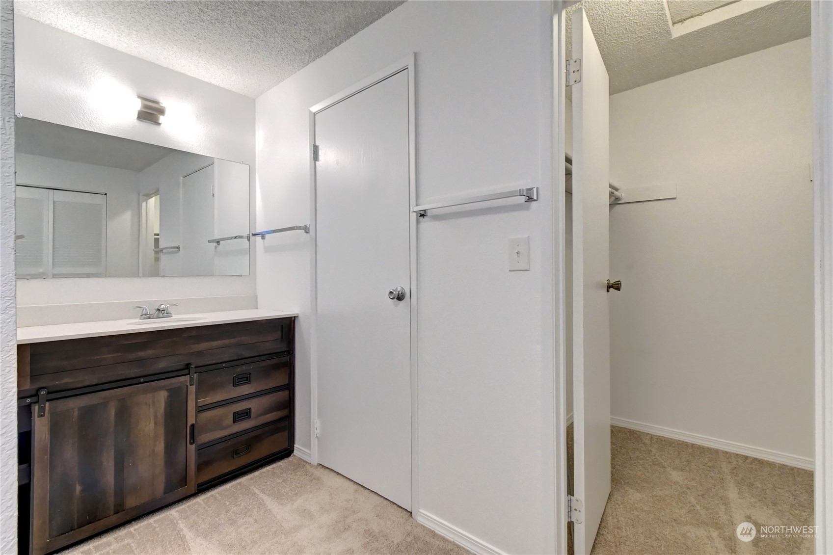 820 Cady Road, Unit F208 Everett, WA 98203 - Photo 17 of 25 Gallery Image 17