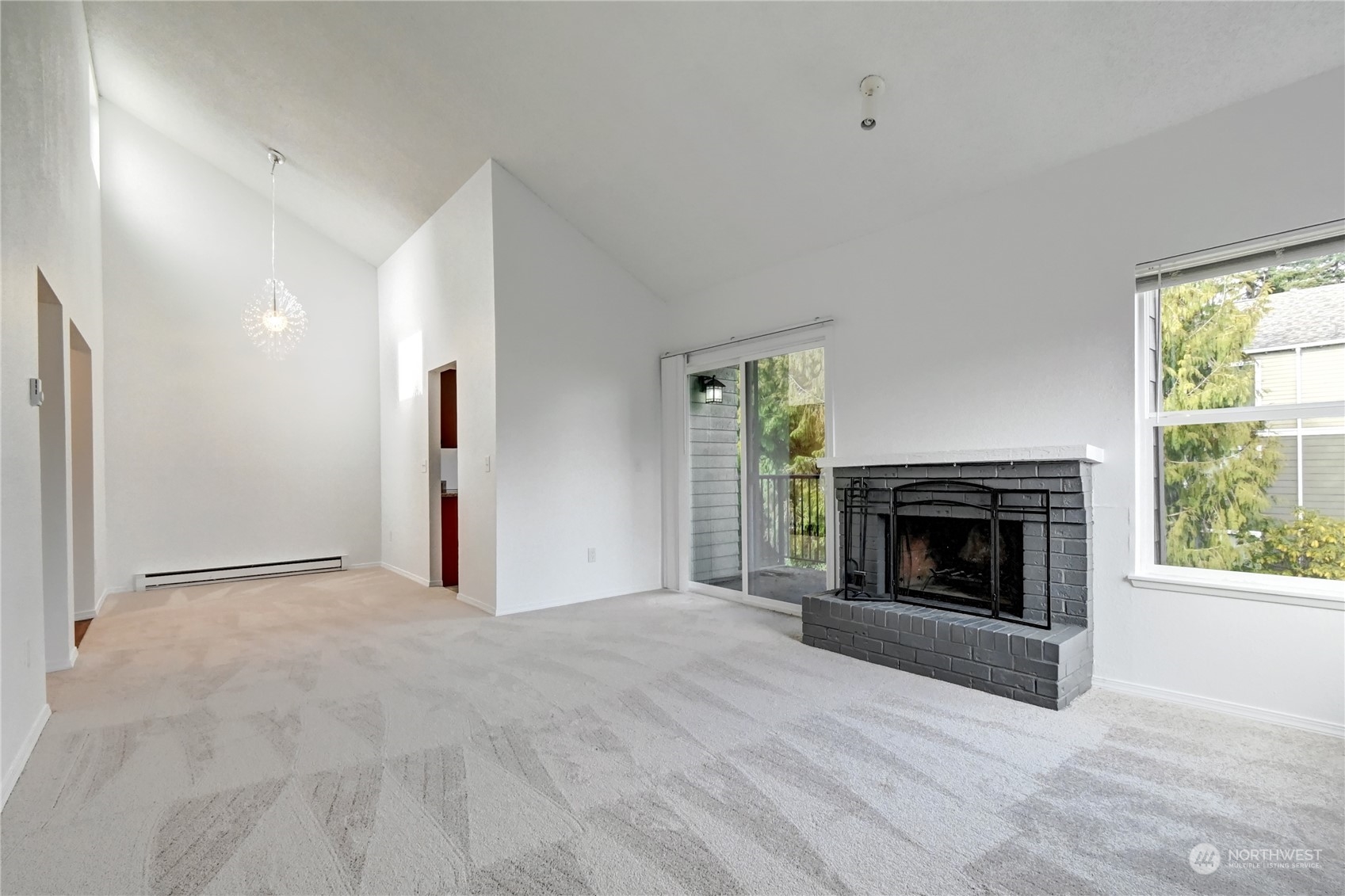 820 Cady Road, Unit F208 Everett, WA 98203 - Photo 4 of 25 Gallery Image 4