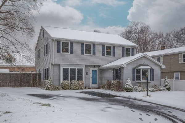 15 Track Road Reading, MA 01867 - Photo 1 of 30 Gallery Image 1