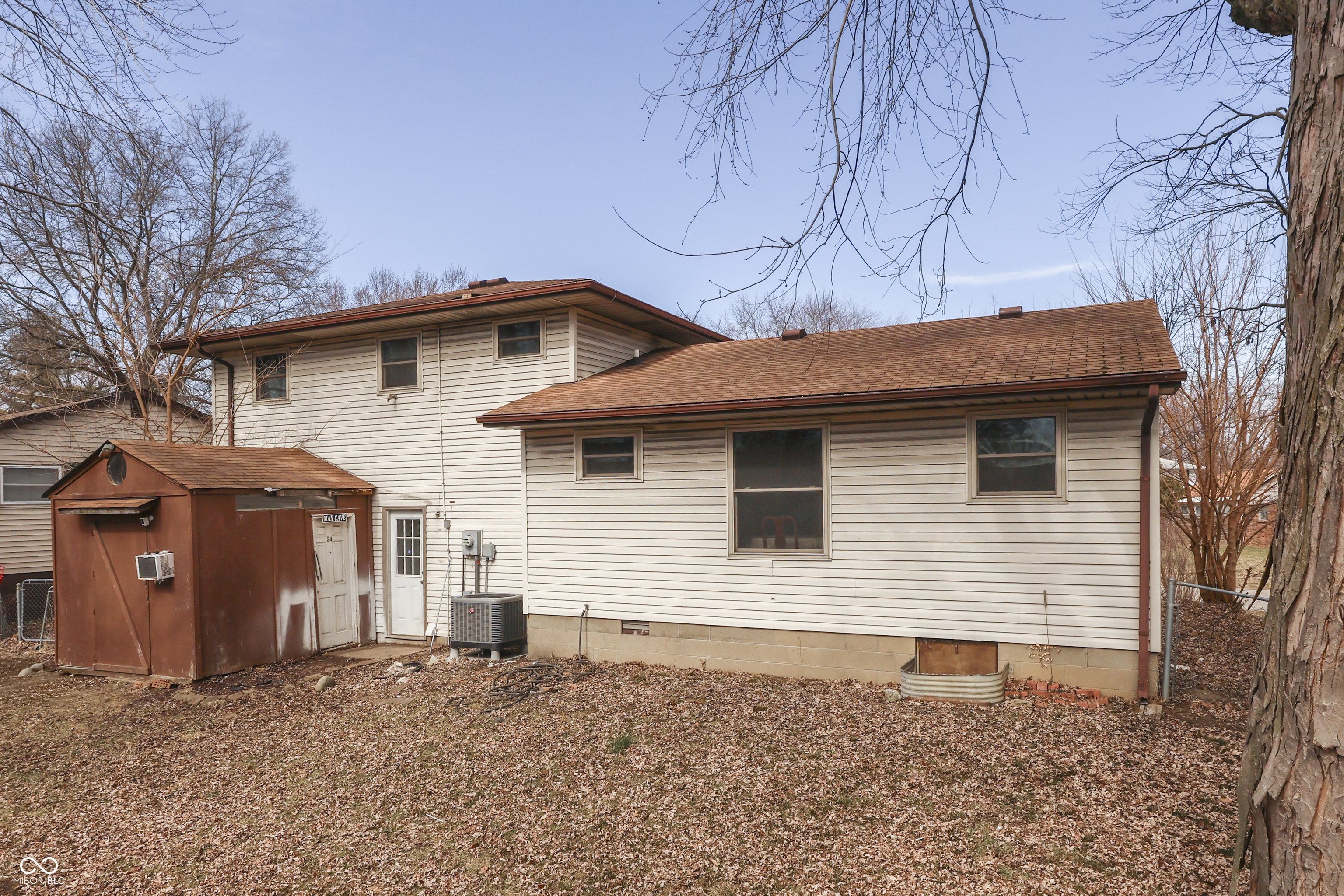 5337 Gambel Road Indianapolis, IN 46221 - Photo 35 of 37 Gallery Image 35