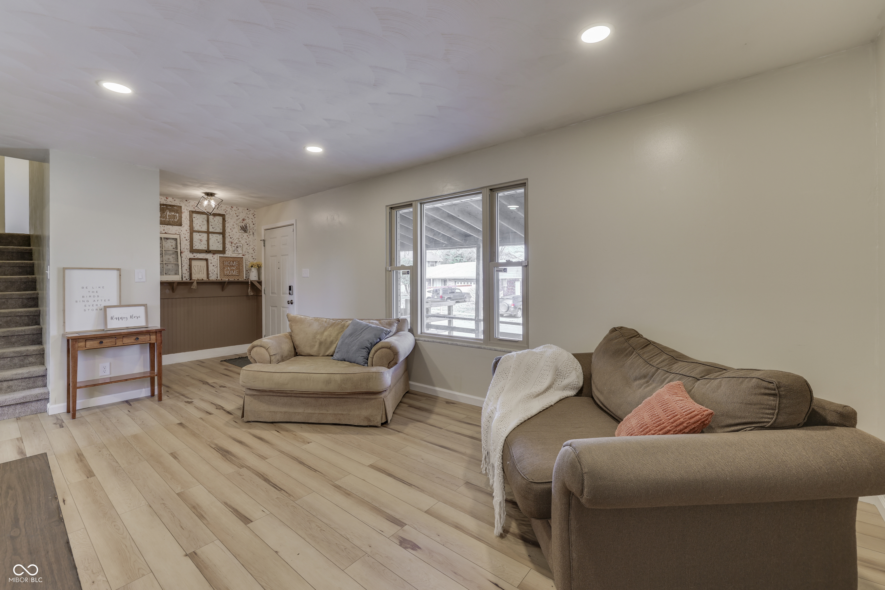5337 Gambel Road Indianapolis, IN 46221 - Photo 8 of 37 Gallery Image 8