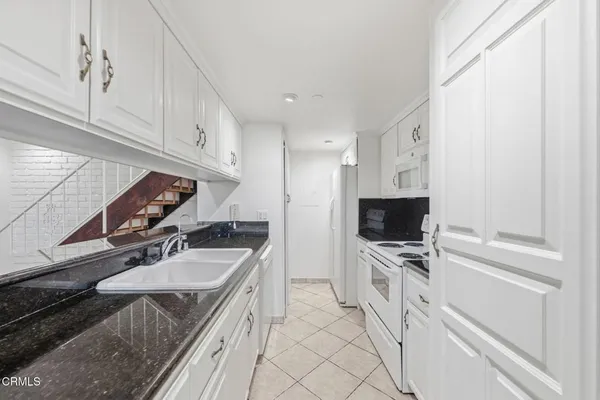 $398,000 | 1105 Bryce Way, Ventura, CA 93003