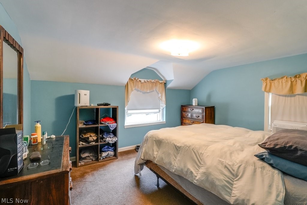 4528 Laurel Road Cleveland, OH 44121 - Photo 8 of 10
