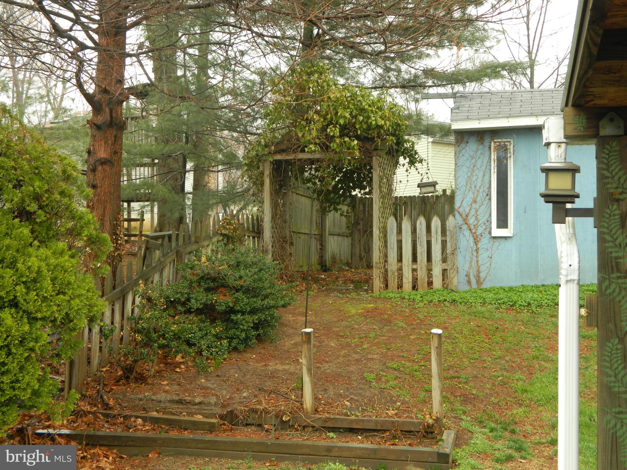 2713 Parallel Path Abingdon, MD 21009 - Photo 29 of 30 Exterior (Rear)