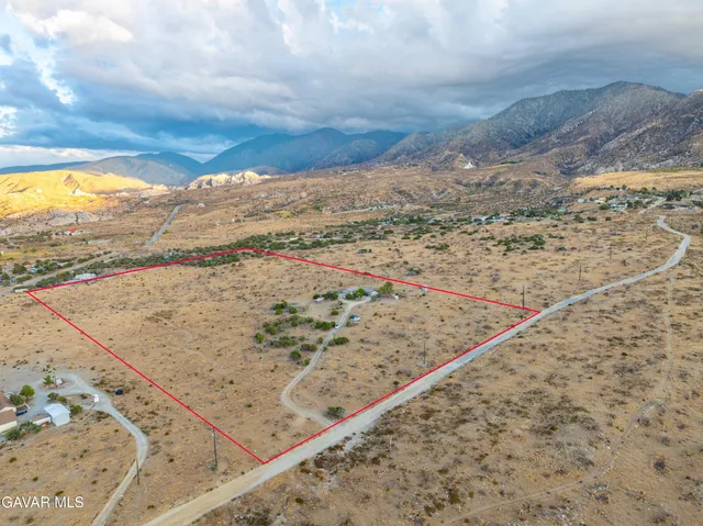 $359,990 | 29210 Cruthers Creek Road, Pearblossom, CA 93553