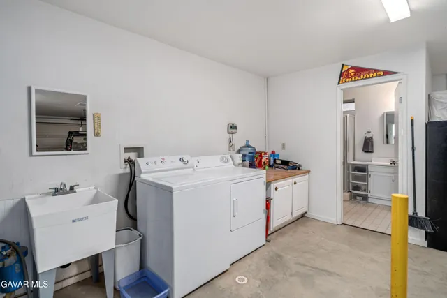 $359,990 | 29210 Cruthers Creek Road, Pearblossom, CA 93553