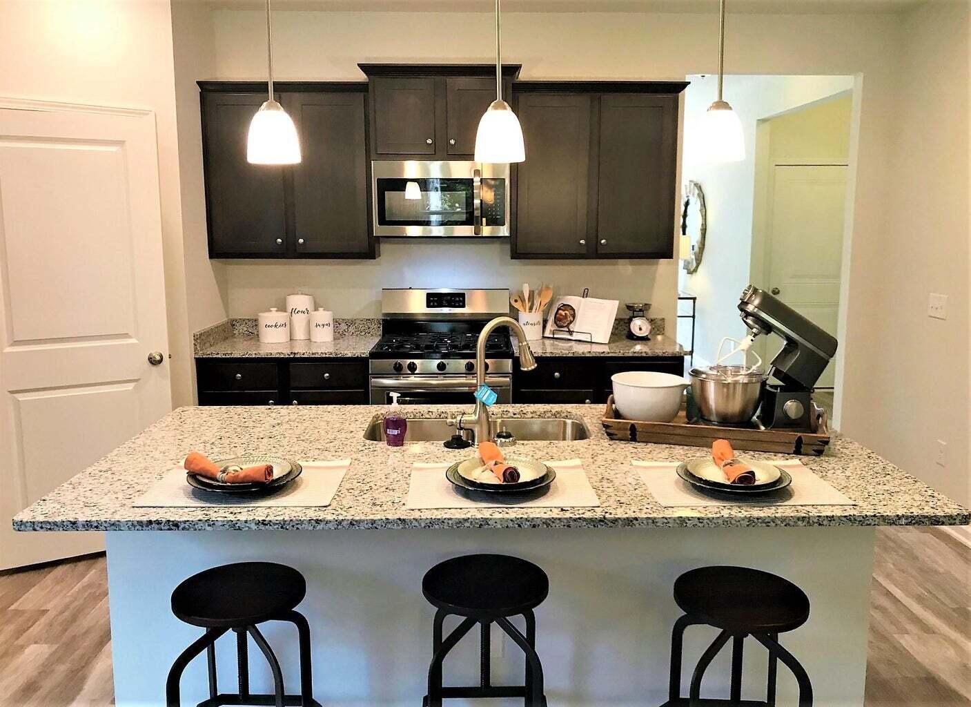 502 Wayton Circle Moncks Corner, SC 29461 - Photo 17 of 45 20181009184516349377000000-o