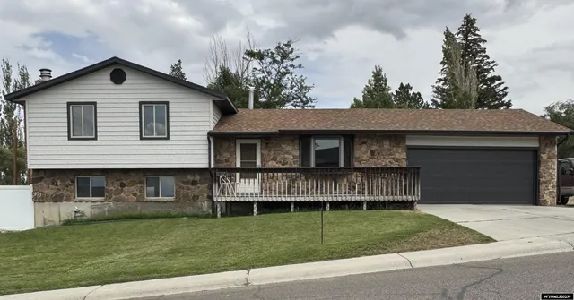 $329,000 | 1805 Carson Street, Rock Springs, WY 82901