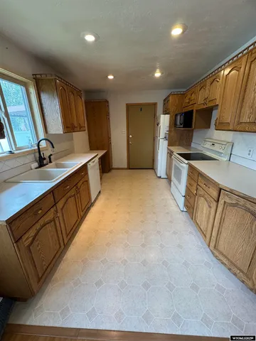 $329,000 | 1805 Carson Street, Rock Springs, WY 82901