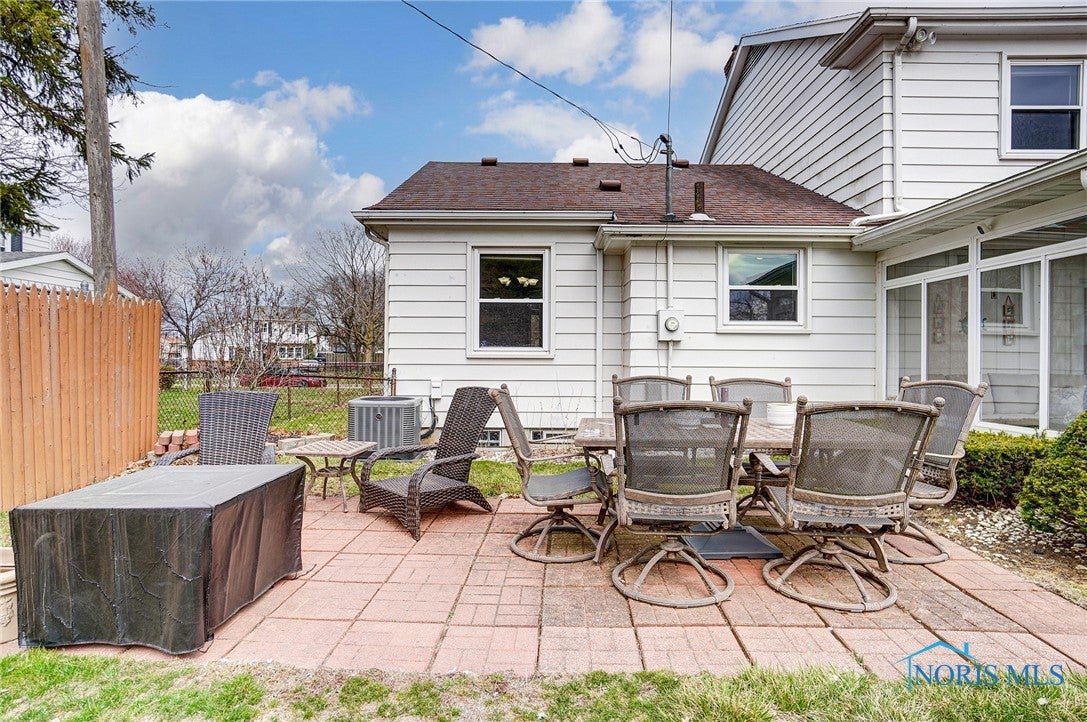 1105 Farmington Road Maumee, OH 43537 - Photo 43 of 47 Gallery Image 43