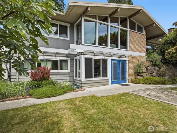 $1,500,000 | 10222 Northeast 198th Street, Bothell, WA 98011