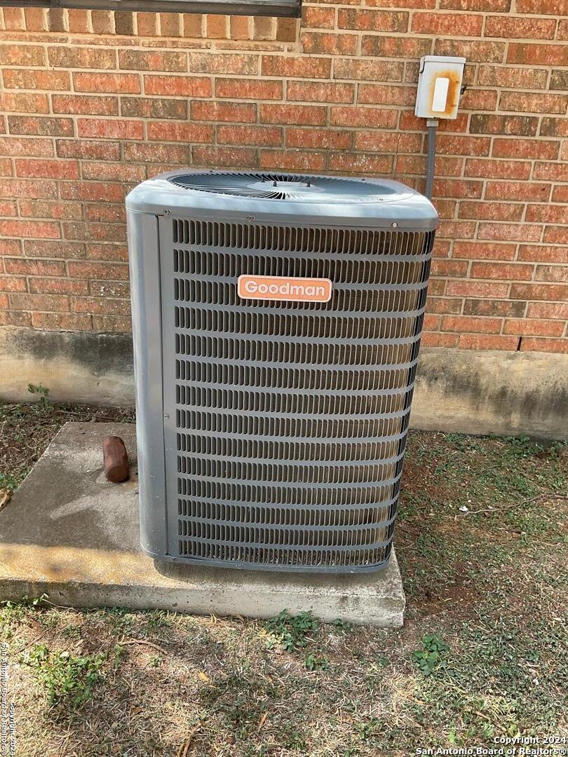 636 Farm To Market Road 2790 Lytle, TX 78052 - Photo 13 of 62