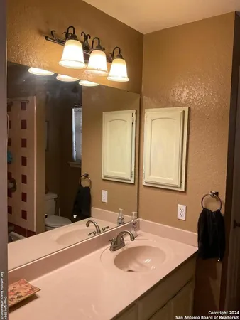 $1,450,000 | 636 Farm To Market Road 2790, Lytle, TX 78052