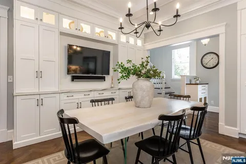 $2,850,000 | 380 Ridgewood Avenue, Glen Ridge, NJ 07028