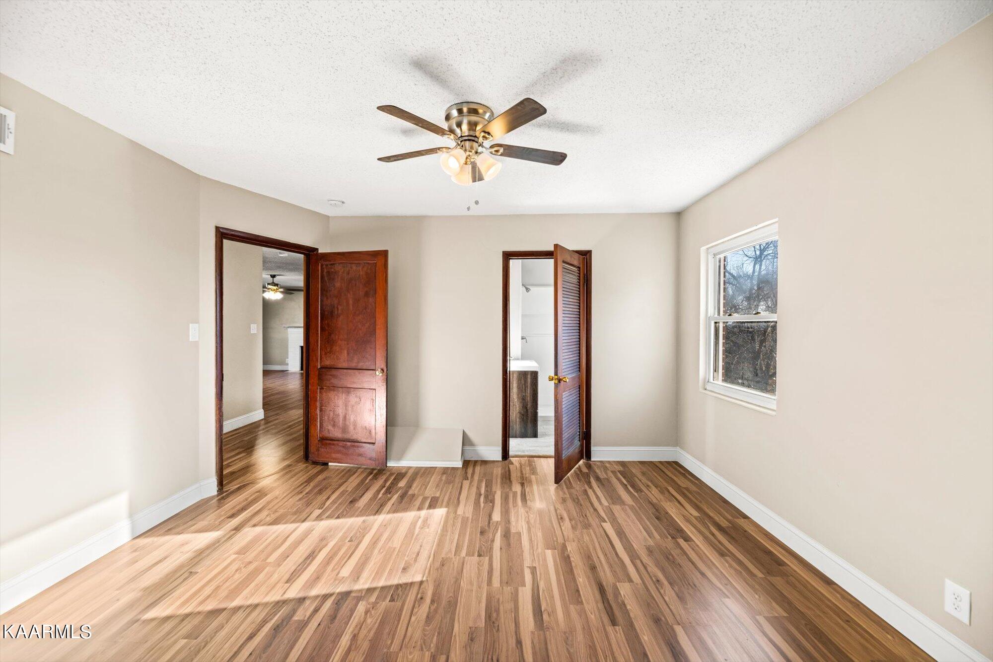1525 Riverside Road Knoxville, TN 37914 - Photo 12 of 24 15-1525-Riverside-Rd-Knoxville-TN-15