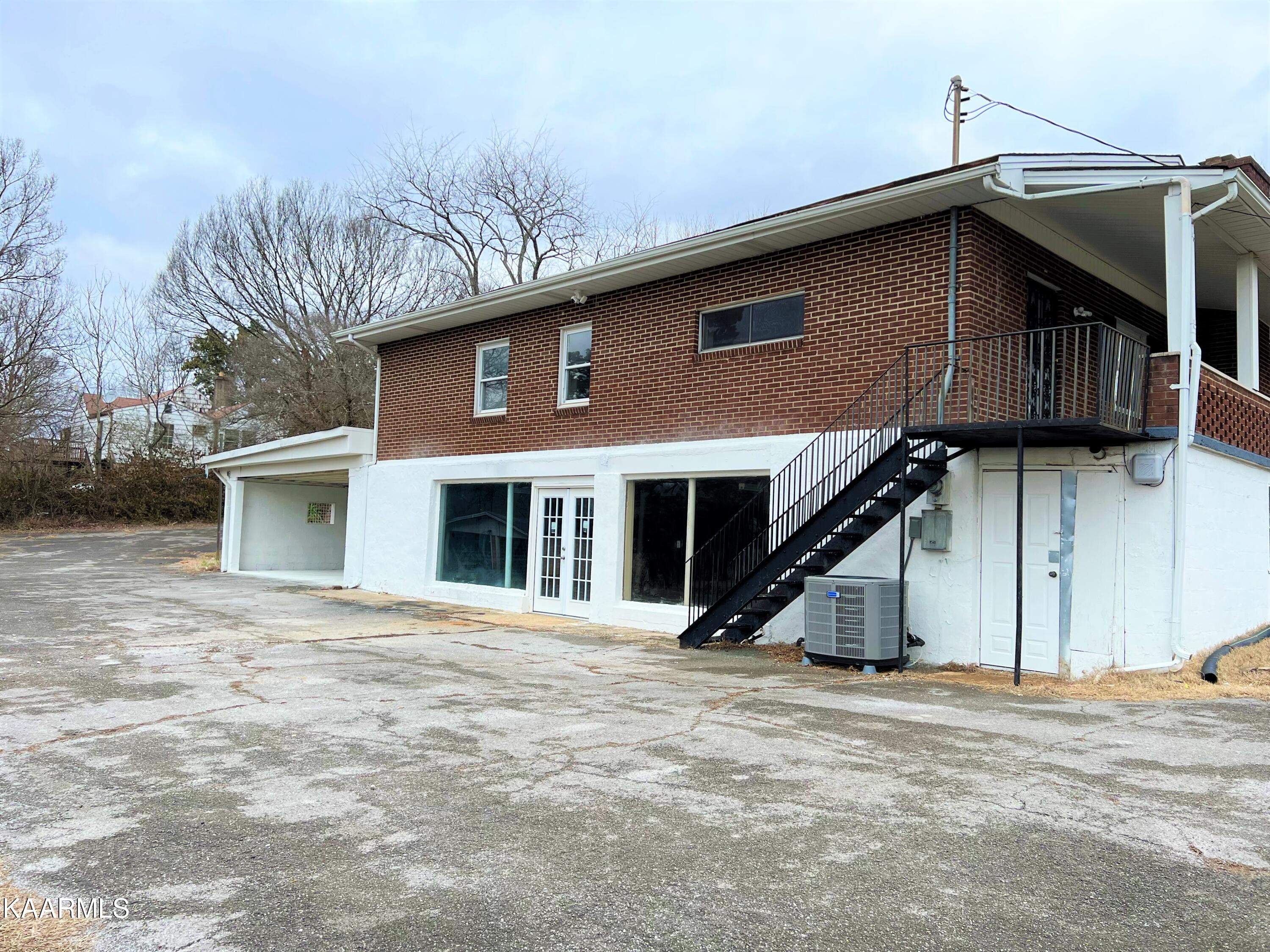 1525 Riverside Road Knoxville, TN 37914 - Photo 19 of 24 IMG-4746 (3)