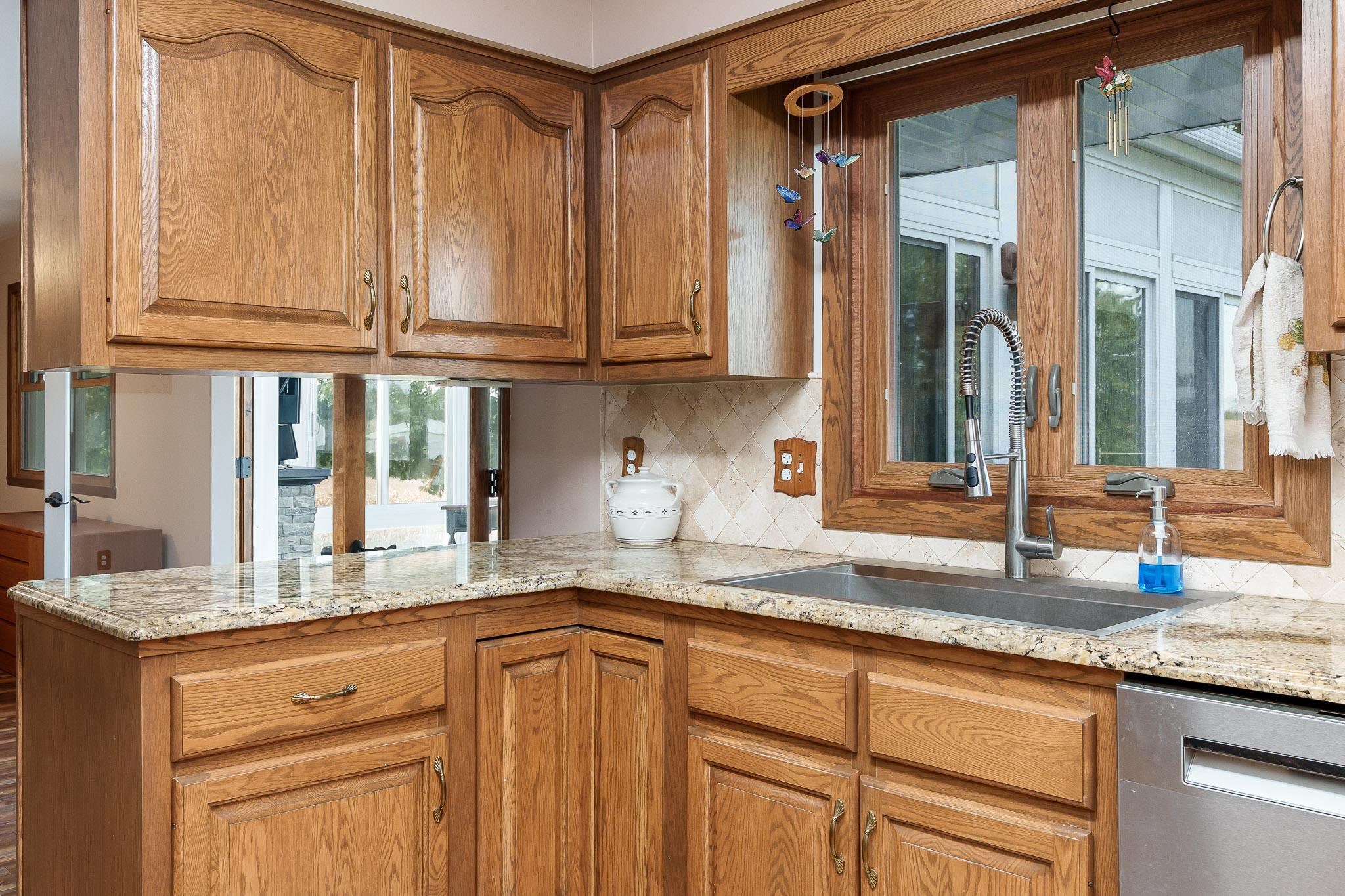 210 McCurry Road Roscoe, IL 61073 - Photo 11 of 77 Gallery Image 11