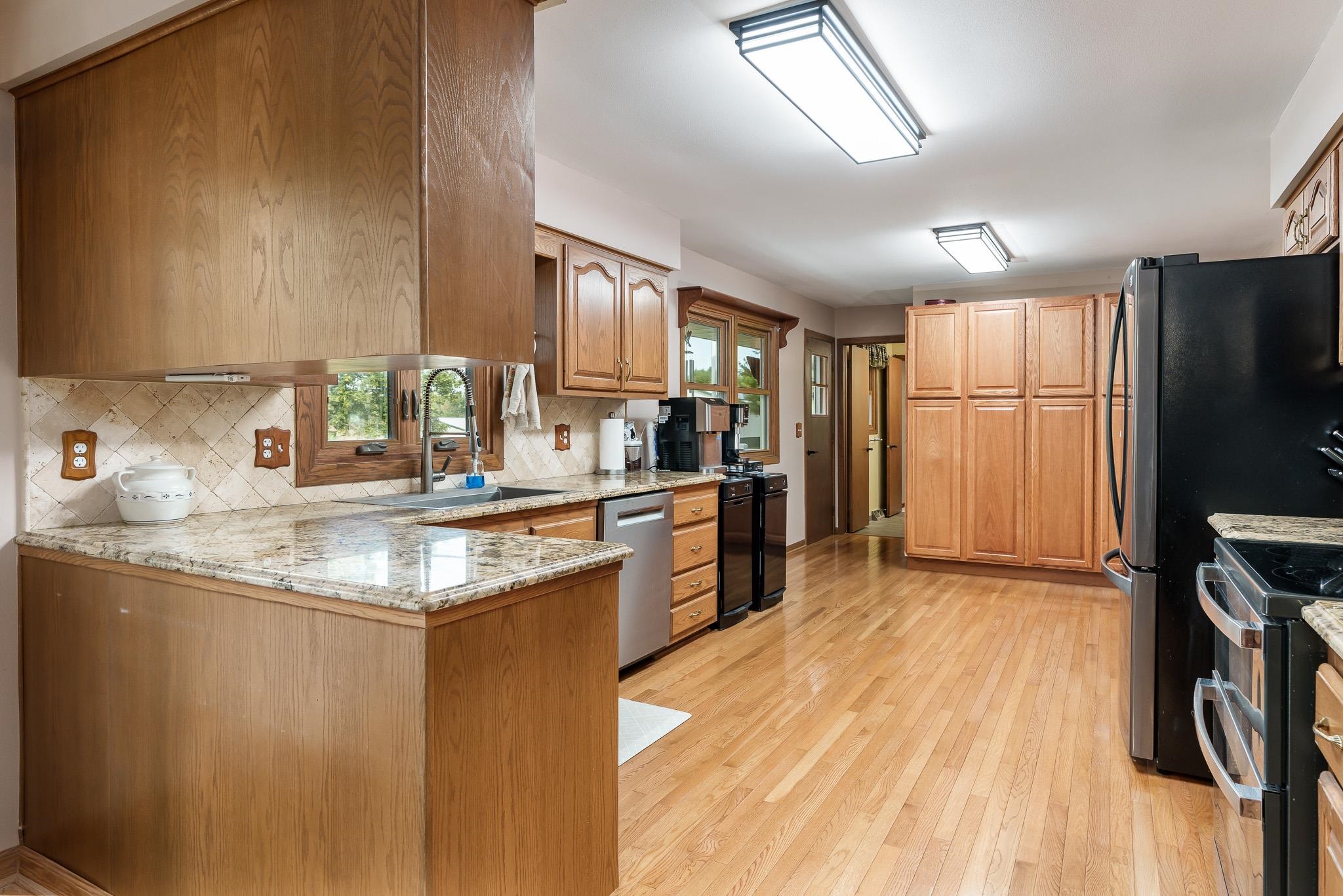 210 McCurry Road Roscoe, IL 61073 - Photo 14 of 77 Gallery Image 14