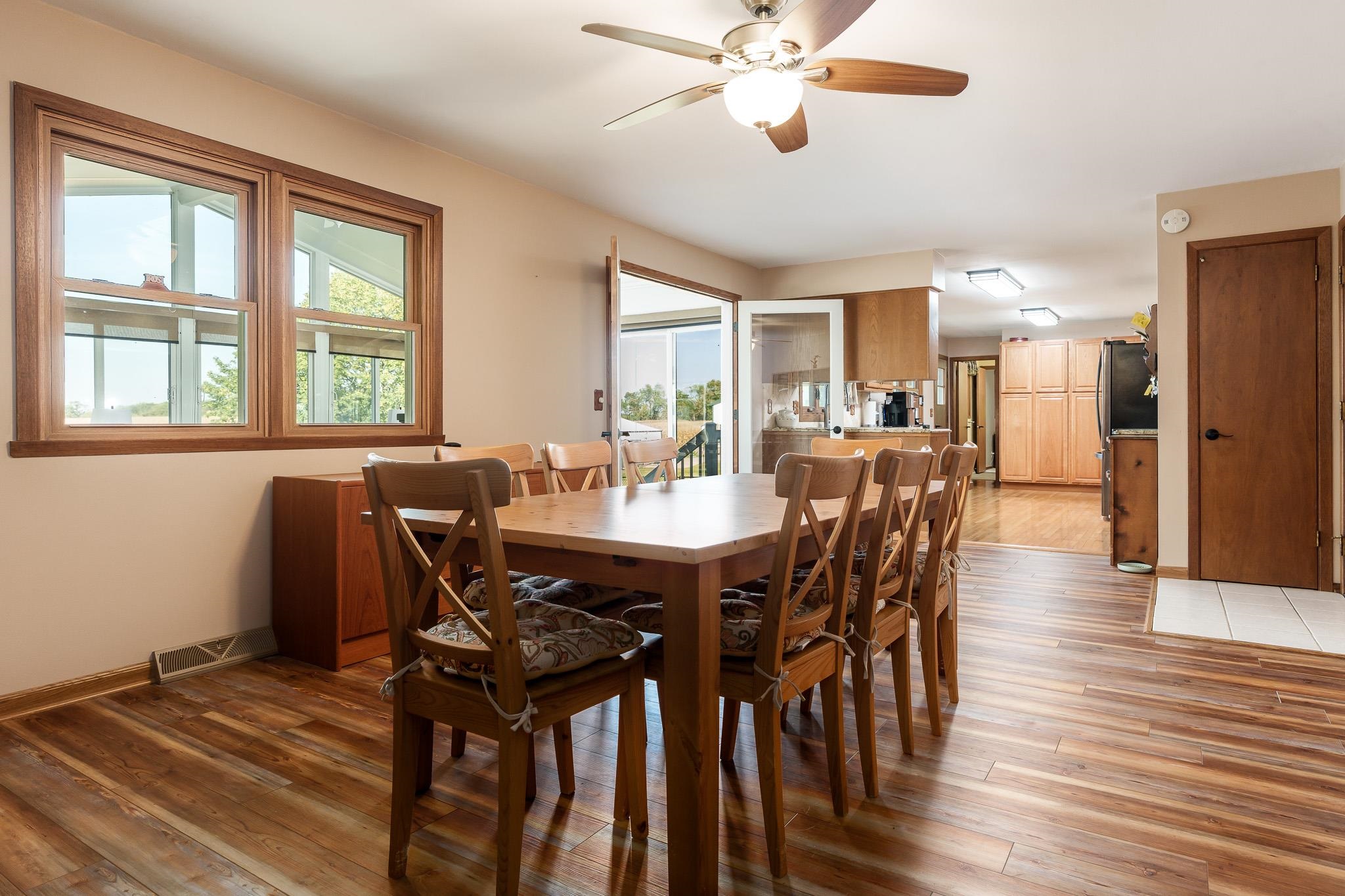 210 McCurry Road Roscoe, IL 61073 - Photo 17 of 77 Gallery Image 17