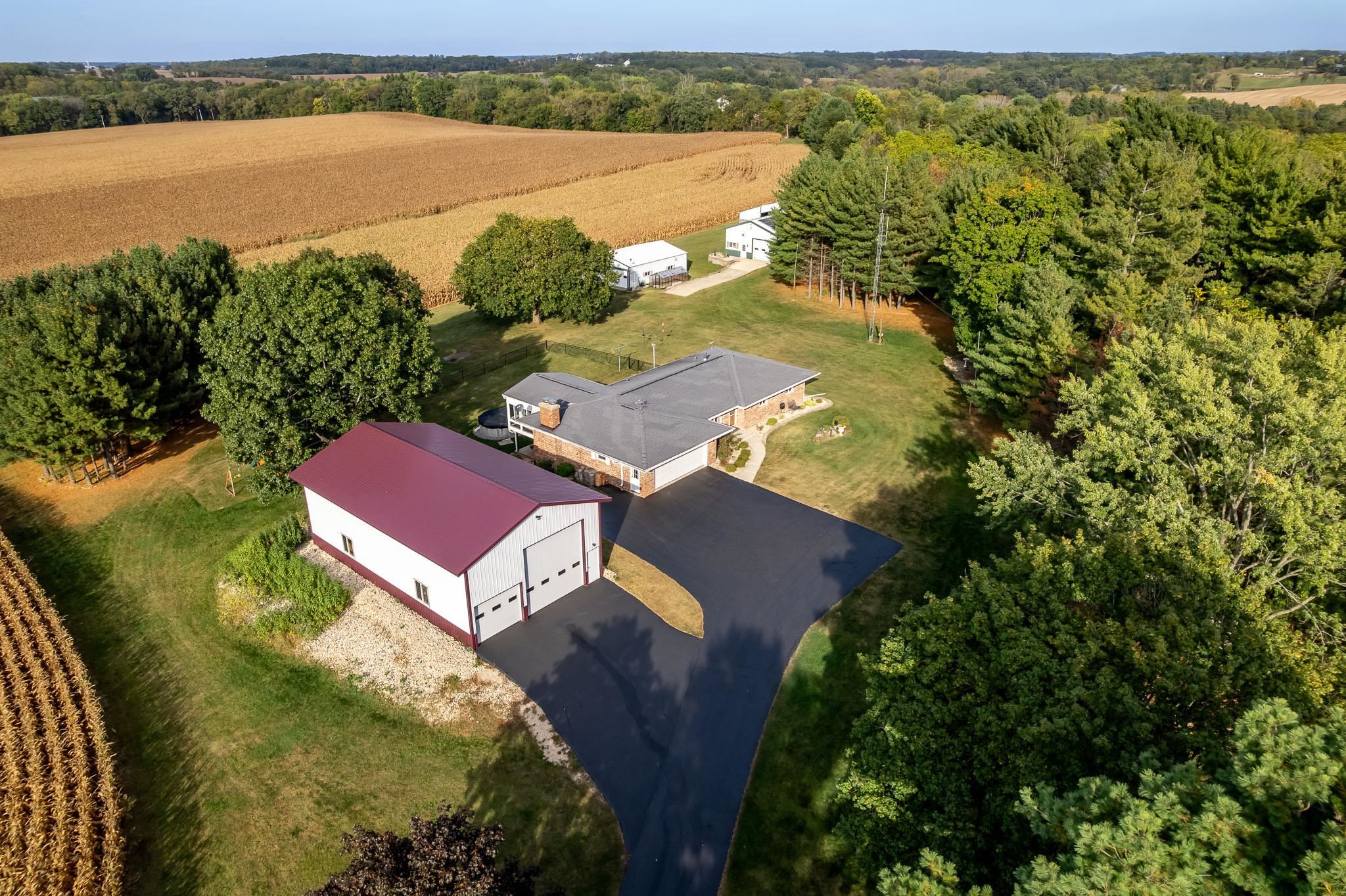 210 McCurry Road Roscoe, IL 61073 - Photo 2 of 77 Gallery Image 2