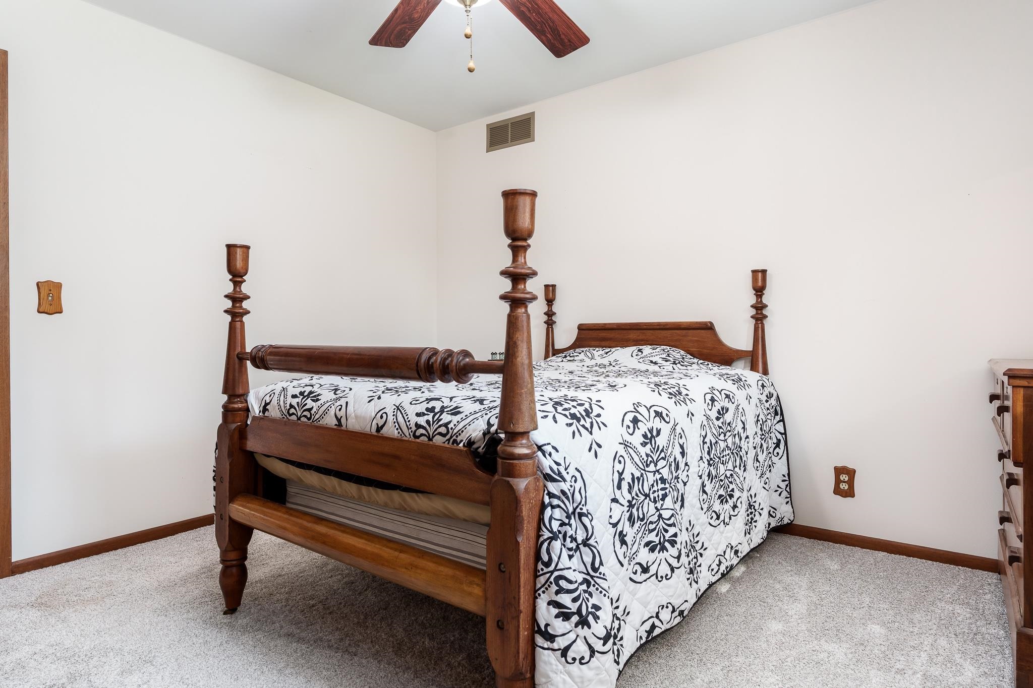 210 McCurry Road Roscoe, IL 61073 - Photo 33 of 77 Gallery Image 33