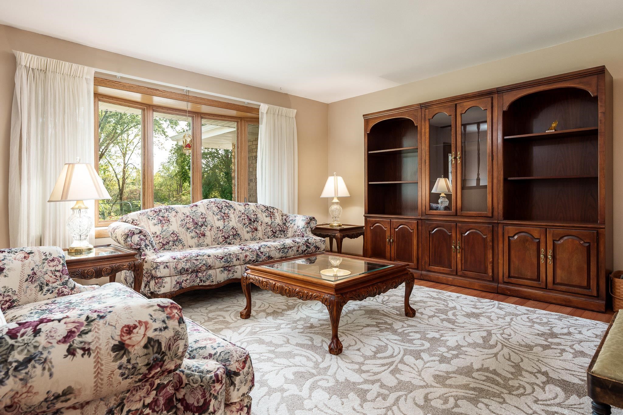 210 McCurry Road Roscoe, IL 61073 - Photo 6 of 77 Gallery Image 6