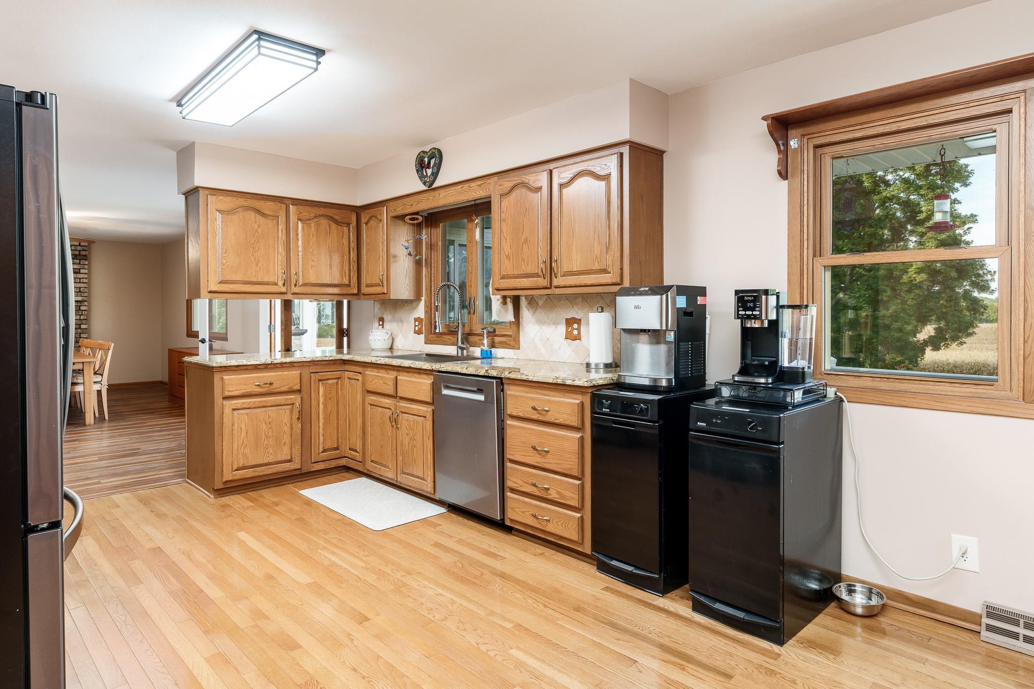 210 McCurry Road Roscoe, IL 61073 - Photo 10 of 77 Gallery Image 10