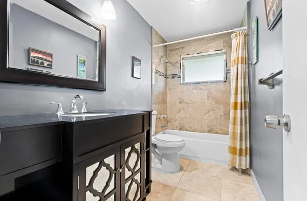 $2,450 | 111 Northwest 31st Street, Pompano Beach, FL 33064