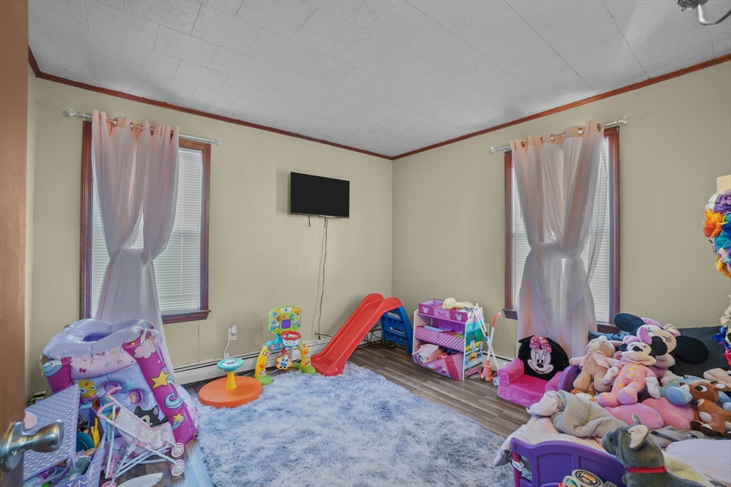 111 Park Street Fall River, MA 02721 - Photo 12 of 37