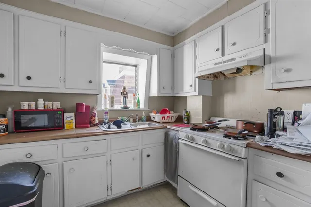 $699,900 | 111 Park Street, Fall River, MA 02721